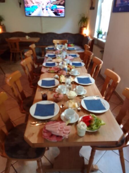 Weidener-grillstuebchen-fruehstueck